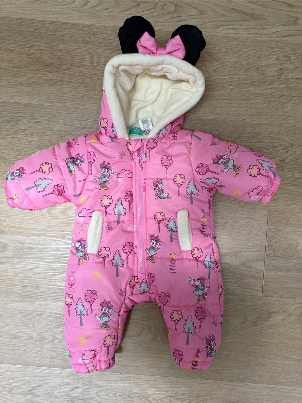 0-3 Disney baby mini snow suit never worn